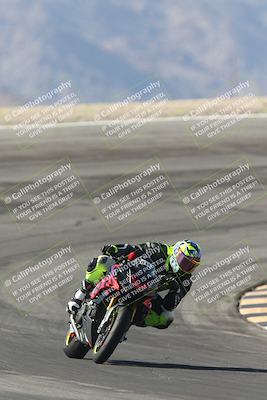 media/Oct-30-2025-Racers Edge (Thu) [[dabbdaf680]]/3-B Group/Session 2 (Bowl Exit)/